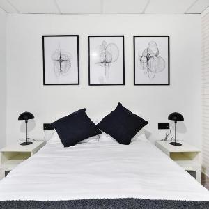 Modern Coastal Apartment Newly Renovated WiFi A.C