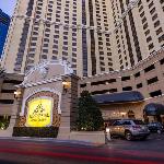Marriott Grand Chateau 2BR Apartment with Resort Access