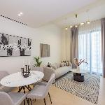 VayK - Chic 1BR Urban Getaway Dubai 