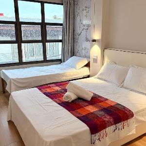 Priscilla Cozy Family 2Bedroom Apartment Walk to McDonald Free Parking