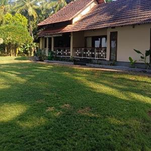 BharathaPuzha Resort