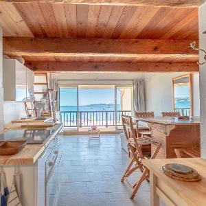 Studio lumineux avec climatisation et parking à Port Grimaud - FR-1-868-4