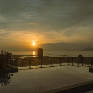 Yuguang Lanshan - Infinity Pool Ocean View Hot Spring Inn