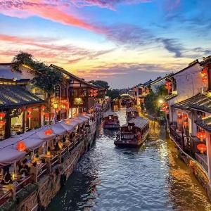 苏州山塘街万象天地厚居酒店