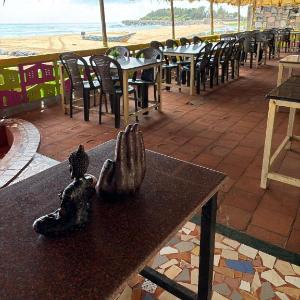 SEASHORE GARDEN RESORT