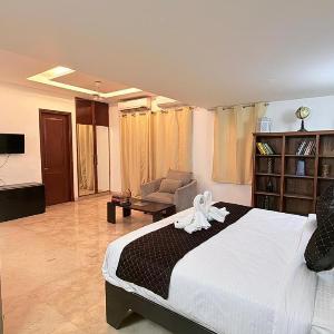 Floryn Stayz-Huda City Centre