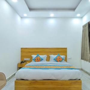 Hotel The Param Continental