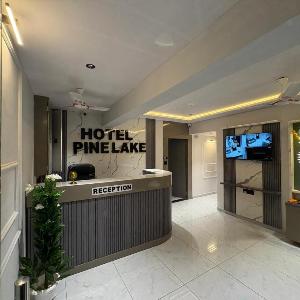 Hotel Pine Lake