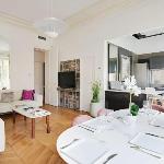 Charming 2BR/4P - Georges V / Champs-Elysees