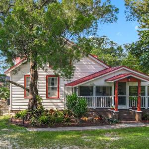TreeTop Villa Minutes to Downtown and Winter Park