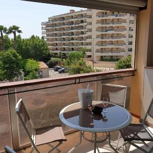 FS520-126 Appt Studio cabine 4 personnes FREJUS
