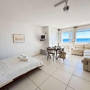 Studio climatisé en bord de mer avec parking à Port Grimaud - FR-1-868-27