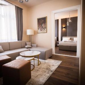 Old Town Sebilj 40m Luxury Apartment by Naami II