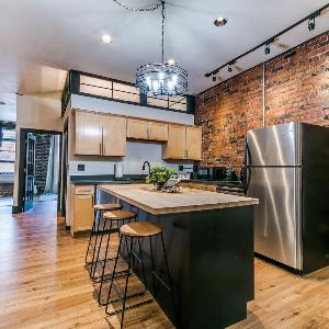 Cozy Stay at 229 Main St Perfect Ames Location