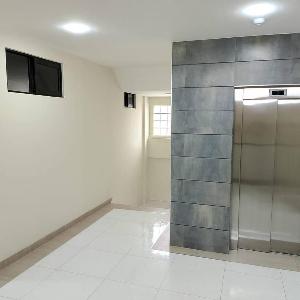 Elegante Departamento Céntrico con Piscina Terraza y Seguridad 24 7