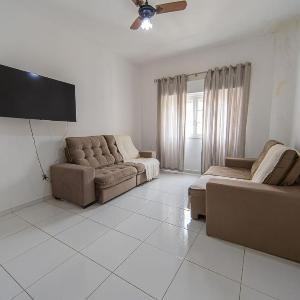 Apartamento com Ar Condicionado a 100 m da Praia