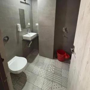 FabHotel Disa