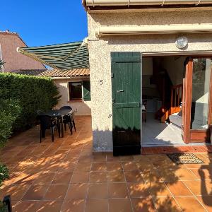 Pavillon 2 Chambres avec Parking à Argelès-sur-Mer - FR-1-837-97