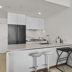 Stylish 2-Bed Apartment in Central South Brisbane