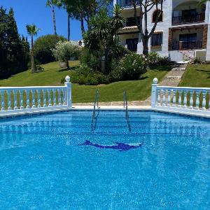 53 - Apartment in Riviera with pool and sea views 200m from the beach
