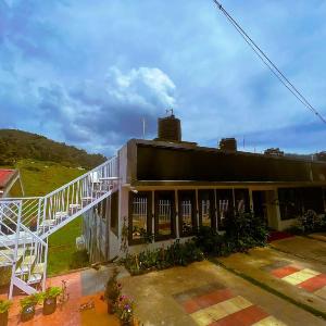 Rozana Retreats – SkyView ooty