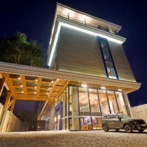 Hotel Sands Point