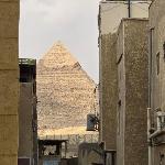 Laviana Pyramids Inn 