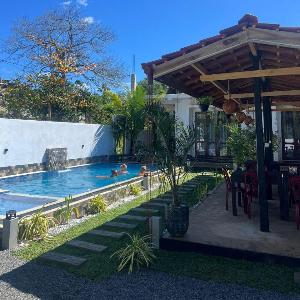 Indunil Family Residence With Pool Hiriketiya