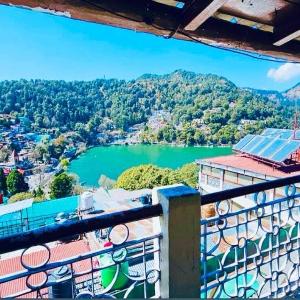 Naini Hill View Boho