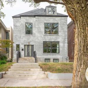 4BR Modern CWE Luxury with Garage ABODEbucks