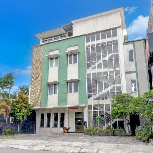 Collection O Jalan Malioboro Lempuyangan Station - 6 Hour Stay
