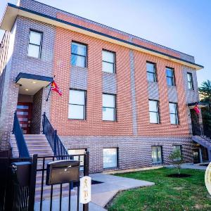 6BR-4BA 4-Floor Home Sleeping 17 ABODEbucks