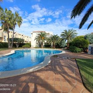 Apartamento acogedor cerca de la playa y el centro con aire acondicionado y parking - ES-373-59