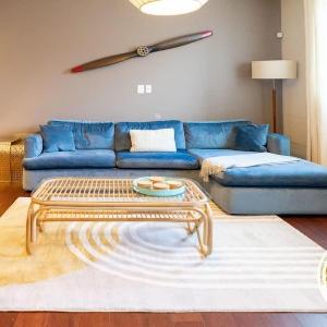 Modern 2BR Designer CWE Condo ABODEbucks