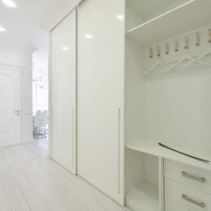 10-353 Central Park John McCain 7 Kyiv centre panoramic city view 15 kW backup power Petrovdom Apartment