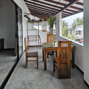 Hikkaduwa City Penthouse