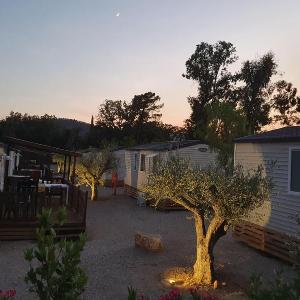 Mobil-home 29m² avec Terrasse à Grimaud - API-1-52-1719