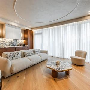 Lakeside Luxe Apartment by PikHost