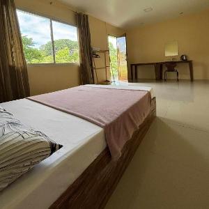 Summer Breeze Guest House