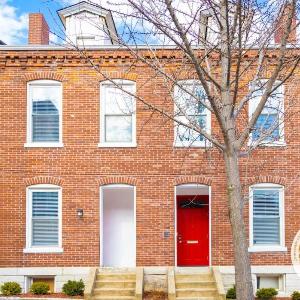 6BR Soulard Family Home with Game Room ABODEbucks