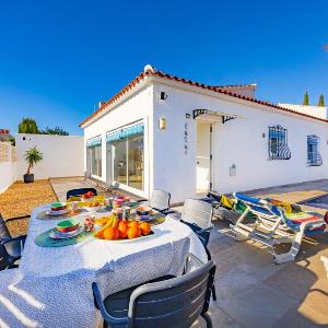 Villa Kuki - PlusHolidays