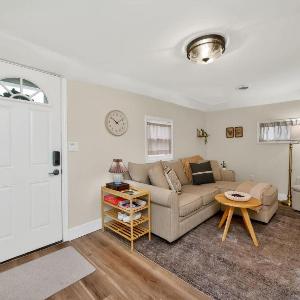 Prime Ames Location 2BR 1BA Near ISU
