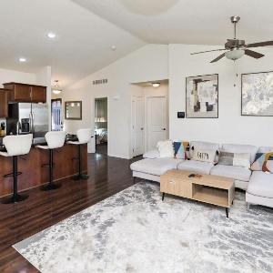 Spacious Family Getaway in Des Moines