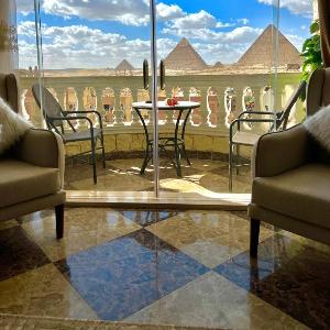 Legend Of Majestic Pyramids View Apartment