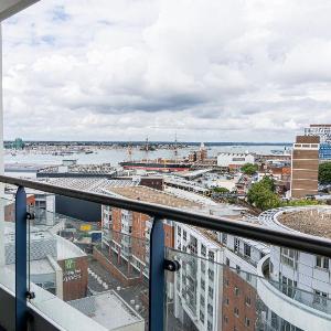Victorious Apartment - 2 bedroom balcony