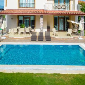 Gold villa