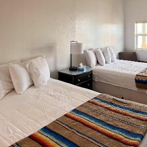 Capitol Reef -Mini-Suite w/ Kitchenette