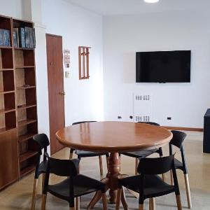Departamento 3 Dormitorio Más Cochera por Mes