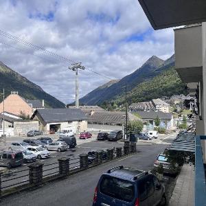 Appartement 32m² Centre Cauterets Près Télécabines - FR-1-812-156
