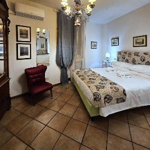 Bohemian POP apartment in the center